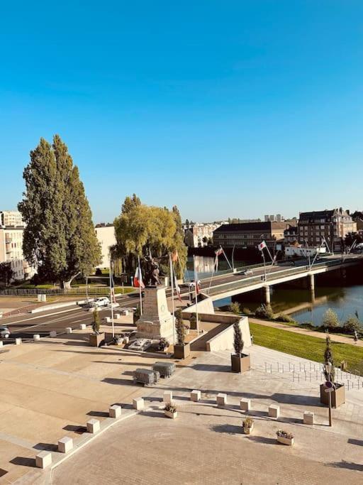 Studio De La Belle Vue Charleville-Mézières エクステリア 写真